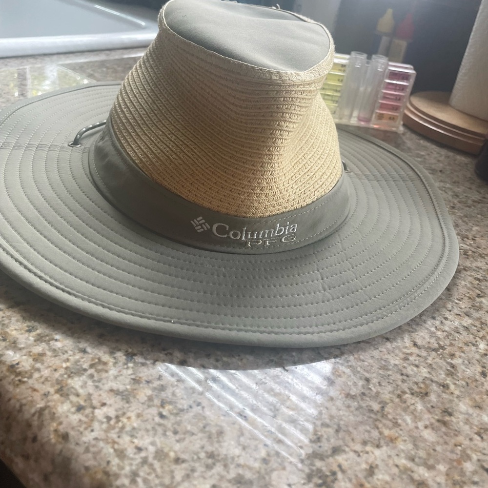 Columbia sunhat for men